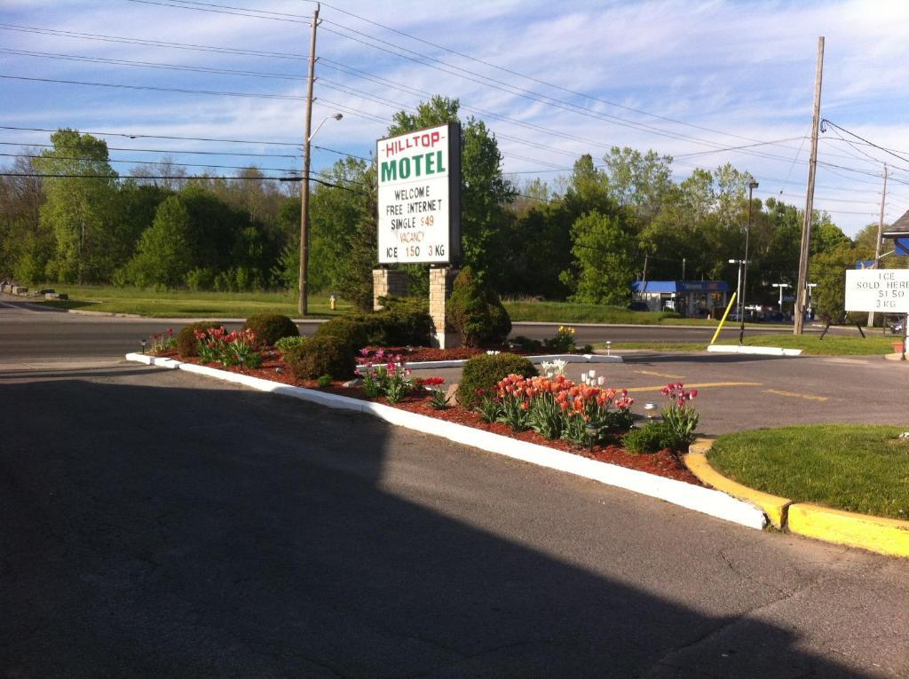 Hilltop Motel Kingston Exterior photo